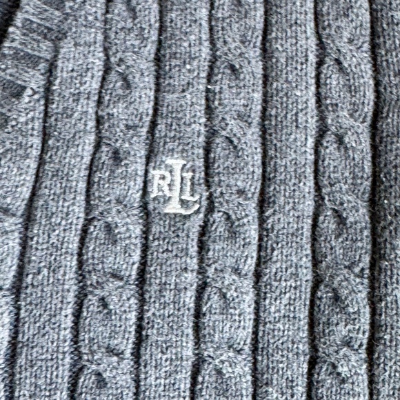 Lauren Ralph Lauren Gray Cable Knit V-Neck Sweater – Women’s Small, 100% Cotton - Picture 6 of 15